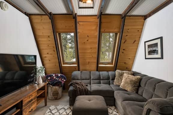 Charming Rocky Mountain A-Frame - Image 5