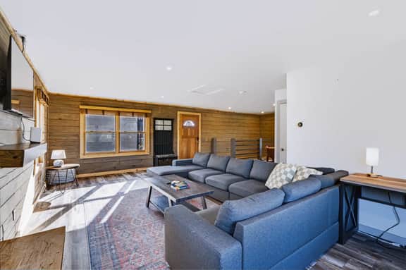 The Pine View Perch | Cozy 2BR, Mountain Views, Fire Pit, Fenced Yard - Image 5